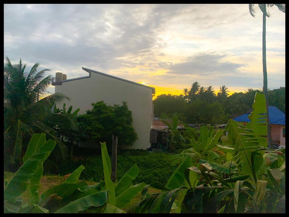 See Sea Backpackers House Baan Tai Exteriör bild